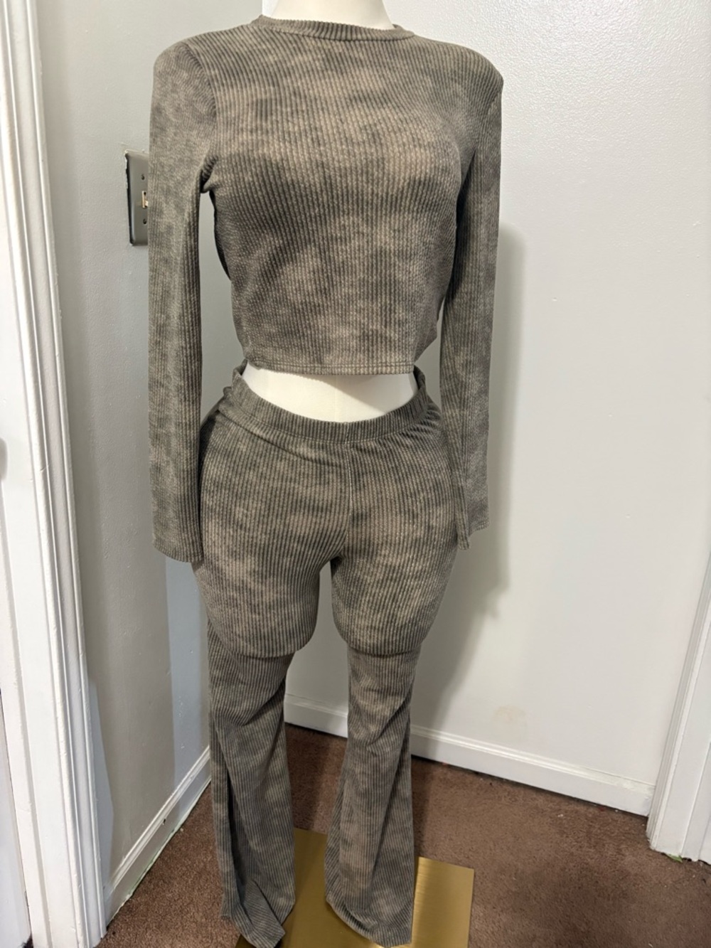Ribbed Two-Piece Lounge Set - Taupe NWOT
